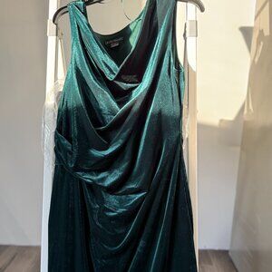 Jessica Howard Green Velvet Cowl Neck Sheath Dress | Size 16 | Sleeveless | Stre